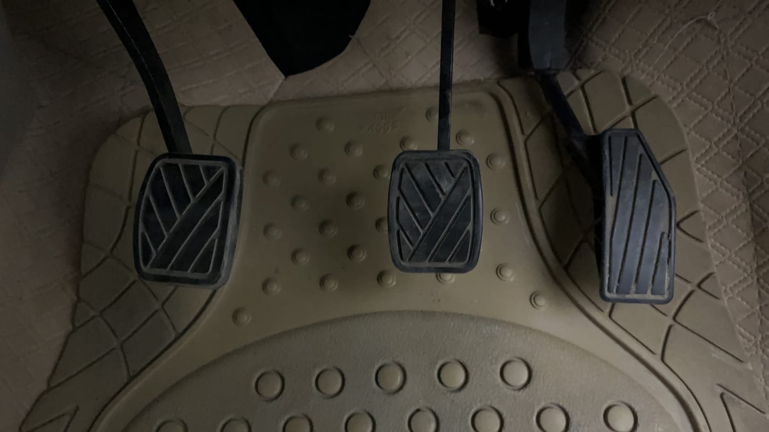 New Toyota Rumion interior PEDALS VIEW