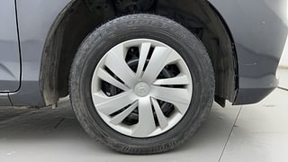 Used 2021 Honda Amaze 1.2 S CVT i-VTEC Petrol Automatic tyres RIGHT FRONT TYRE RIM VIEW