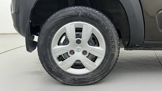 Used 2016 Renault Kwid [2015-2019] RXT Petrol Manual tyres RIGHT REAR TYRE RIM VIEW