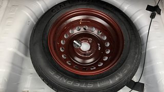 Used 2022 Renault Kwid 1.0 RXT AMT SCE Petrol Automatic tyres SPARE TYRE VIEW