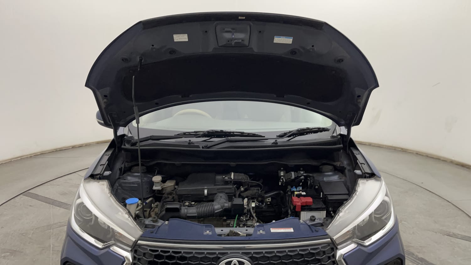 New Toyota Rumion engine ENGINE & BONNET OPEN FRONT VIEW