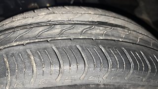 Used 2023 Honda Amaze 1.2 VX CVT i-VTEC Petrol Automatic tyres LEFT FRONT TYRE TREAD VIEW