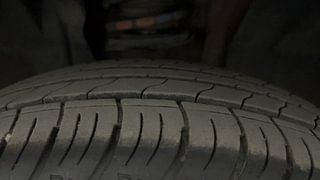 Used 2021 Nissan Magnite XV Premium Turbo CVT (O) Dual Tone Petrol Automatic tyres RIGHT FRONT TYRE TREAD VIEW
