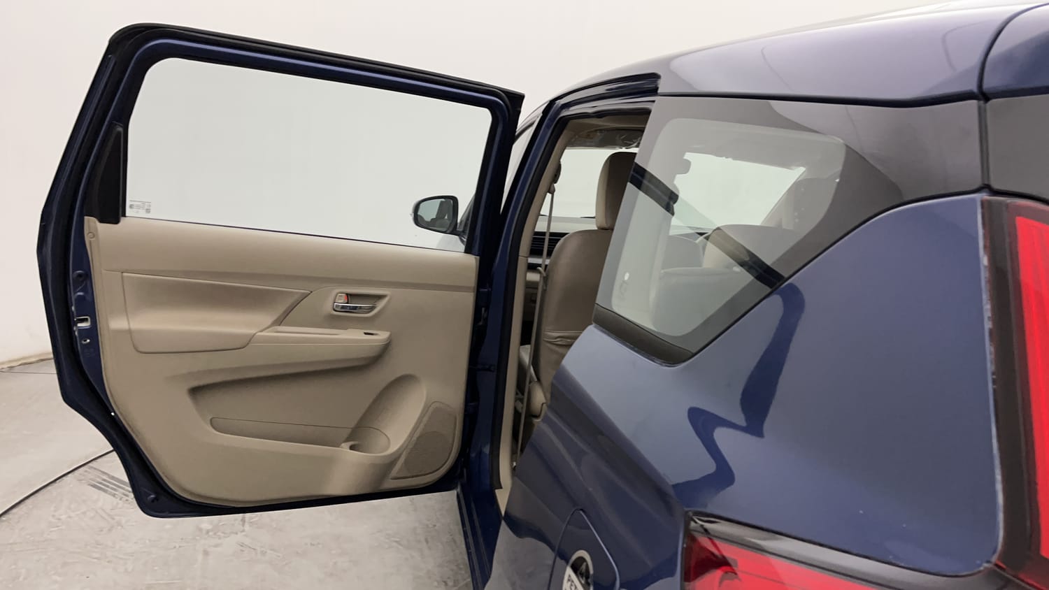 New Toyota Rumion interior LEFT REAR DOOR OPEN VIEW