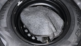 Used 2021 Hyundai Venue [2019-2021] S 1.0 Turbo DCT Petrol Automatic tyres SPARE TYRE VIEW
