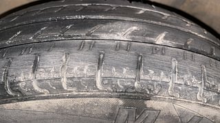 Used 2017 Renault Kwid [2015-2019] RXL Petrol Manual tyres LEFT FRONT TYRE TREAD VIEW