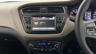 Used 2018 Hyundai Elite i20 [2018-2020] Asta 1.2 Petrol Manual top_features Integrated (in-dash) music system