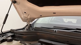Used 2023 Mahindra XUV700 AX 3 Petrol AT 5 STR Petrol Automatic engine ENGINE RIGHT SIDE HINGE & APRON VIEW