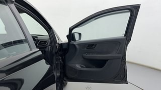 Used 2022 Tata Altroz XZ Plus 1.2 Dark Edition Petrol Manual interior RIGHT FRONT DOOR OPEN VIEW