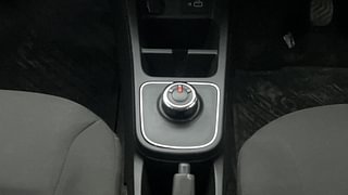 Used 2022 Renault Kwid 1.0 RXT AMT SCE Petrol Automatic interior GEAR  KNOB VIEW