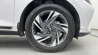Used 2023 Hyundai New i20 Asta (O) 1.2 MT Petrol Manual tyres RIGHT FRONT TYRE RIM VIEW