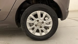 Used 2019 Tata Tiago [2016-2020] Revotron XZ Petrol Manual tyres LEFT REAR TYRE RIM VIEW