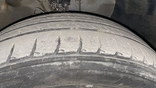 Used 2015 Hyundai Elite i20 [2014-2018] Asta 1.2 Petrol Manual tyres RIGHT FRONT TYRE TREAD VIEW