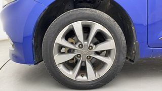 Used 2015 Hyundai Elite i20 [2014-2018] Asta 1.2 Petrol Manual tyres LEFT FRONT TYRE RIM VIEW