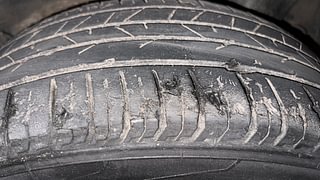 Used 2021 Hyundai New i20 Sportz 1.0 Turbo IMT Petrol Manual tyres LEFT REAR TYRE TREAD VIEW
