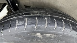 Used 2017 Maruti Suzuki Wagon R 1.0 [2013-2019] LXi CNG Petrol+cng Manual tyres RIGHT REAR TYRE TREAD VIEW