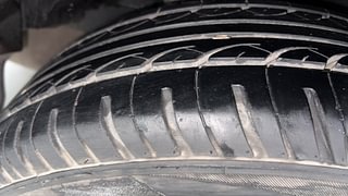 Used 2012 Honda City [2011-2014] 1.5 S MT Petrol Manual tyres RIGHT REAR TYRE TREAD VIEW