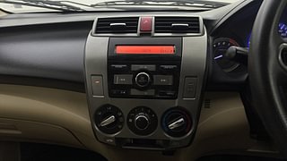 Used 2012 Honda City [2011-2014] 1.5 S MT Petrol Manual top_features Integrated (in-dash) music system