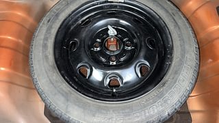 Used 2016 Maruti Suzuki Alto K10 [2014-2019] VXI AMT Petrol Automatic tyres SPARE TYRE VIEW