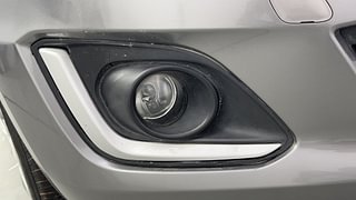 Used 2016 Maruti Suzuki Swift [2011-2017] VXi Petrol Manual top_features Fog lamps