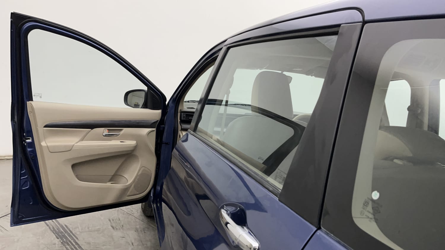 New Toyota Rumion interior LEFT FRONT DOOR OPEN VIEW