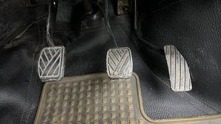 Used 2017 Maruti Suzuki Wagon R 1.0 [2013-2019] LXi CNG Petrol+cng Manual interior PEDALS VIEW
