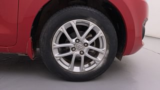 Used 2019 Maruti Suzuki Swift [2017-2021] ZXi AMT Petrol Automatic tyres RIGHT FRONT TYRE RIM VIEW