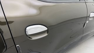 Used 2016 Renault Kwid [2015-2019] RXT Petrol Manual dents MINOR DENT