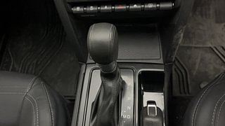 Used 2023 Mahindra XUV700 AX 3 Petrol AT 5 STR Petrol Automatic interior GEAR  KNOB VIEW