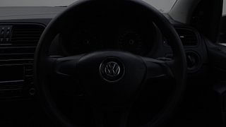 Used 2016 Volkswagen Polo [2015-2019] Trendline 1.2L (P) Petrol Manual top_features Airbags