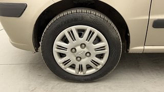 Used 2011 Hyundai Santro Xing [2007-2014] GLS Petrol Manual tyres LEFT FRONT TYRE RIM VIEW