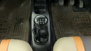 Used 2017 Maruti Suzuki Wagon R 1.0 [2013-2019] LXi CNG Petrol+cng Manual interior GEAR  KNOB VIEW