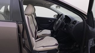Used 2016 Volkswagen Polo [2015-2019] Trendline 1.2L (P) Petrol Manual interior RIGHT SIDE FRONT DOOR CABIN VIEW