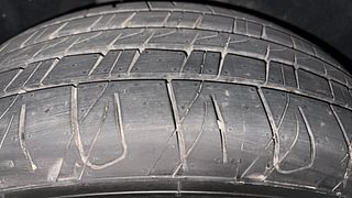 Used 2013 Ford EcoSport [2013-2015] Titanium 1.5L TDCi Diesel Manual tyres RIGHT REAR TYRE TREAD VIEW