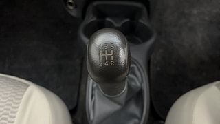 Used 2014 Nissan Micra Active [2012-2020] XV Petrol Manual interior GEAR  KNOB VIEW