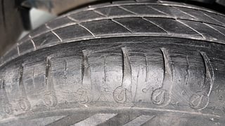 Used 2020 Renault Kwid RXL Petrol Manual tyres LEFT FRONT TYRE TREAD VIEW