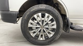 Used 2020 Maruti Suzuki Eeco AC 5 STR Petrol Manual tyres LEFT FRONT TYRE RIM VIEW