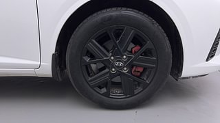 Used 2023 Hyundai Verna SX (O) 1.5 Turbo Petrol DCT Petrol Automatic tyres RIGHT FRONT TYRE RIM VIEW