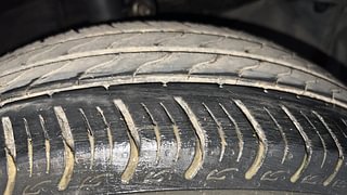 Used 2023 Honda Amaze 1.2 VX CVT i-VTEC Petrol Automatic tyres RIGHT FRONT TYRE TREAD VIEW