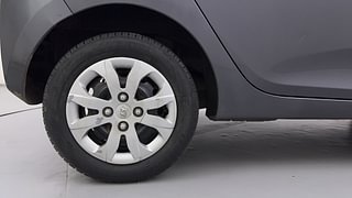 Used 2015 Hyundai Eon [2011-2018] Magna + Petrol Manual tyres RIGHT REAR TYRE RIM VIEW