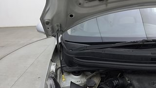 Used 2020 Hyundai Xcent SX Petrol Manual engine ENGINE RIGHT SIDE HINGE & APRON VIEW