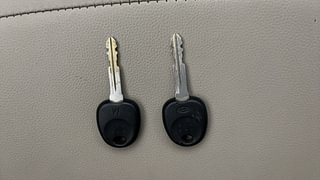 Used 2019 Hyundai New Santro 1.1 Magna Petrol Manual extra CAR KEY VIEW