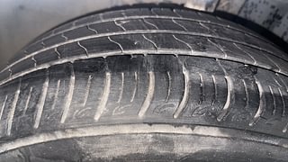 Used 2022 Tata Altroz XT 1.2 Cng(o/s fitted) Petrol+cng Manual tyres LEFT FRONT TYRE TREAD VIEW