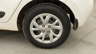 Used 2019 Hyundai Grand i10 [2017-2020] Magna 1.2 Kappa VTVT Petrol Manual tyres LEFT REAR TYRE RIM VIEW