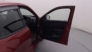 Used 2017 Renault Kwid [2017-2019] RXT 1.0 SCE Special Petrol Manual interior RIGHT FRONT DOOR OPEN VIEW