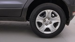 Used 2016 Ford EcoSport [2015-2017] Trend+ 1.0L EcoBoost Petrol Manual tyres LEFT REAR TYRE RIM VIEW