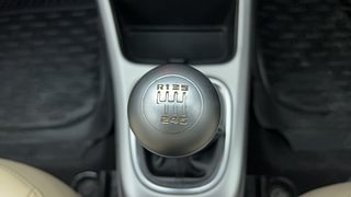 Used 2017 JEEP Compass [2017-2021] Longitude (O) 2.0 Diesel Diesel Manual interior GEAR  KNOB VIEW