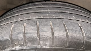 Used 2018 maruti-suzuki Ciaz Alpha Petrol AT Petrol Automatic tyres RIGHT REAR TYRE TREAD VIEW