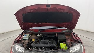 Used 2016 Renault Kwid [2015-2019] RXT Petrol Manual engine ENGINE & BONNET OPEN FRONT VIEW