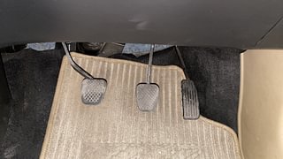 Used 2015 Honda Mobilio [2014-2017] V Petrol Petrol Manual interior PEDALS VIEW